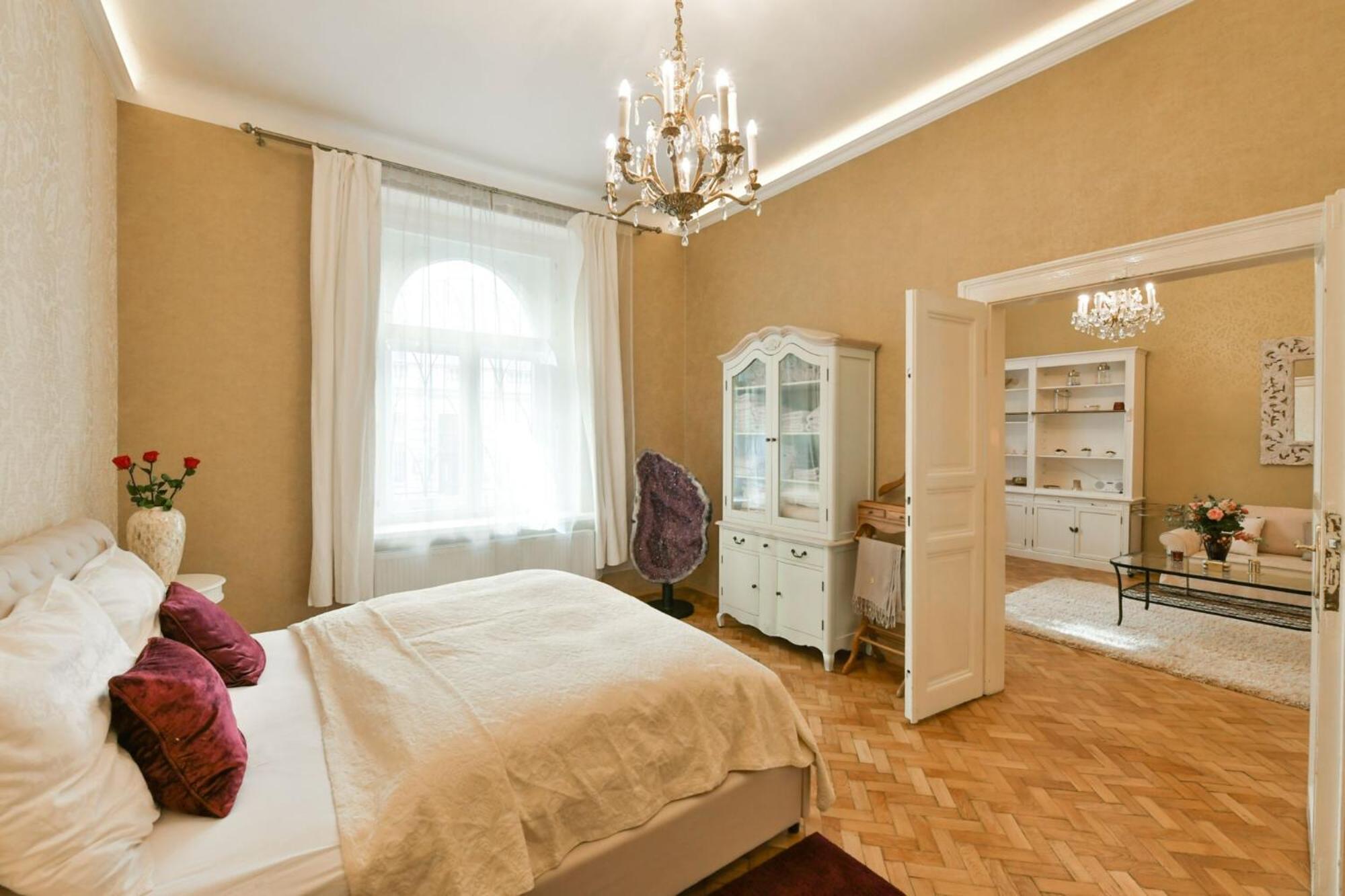 Amethyst * Prague